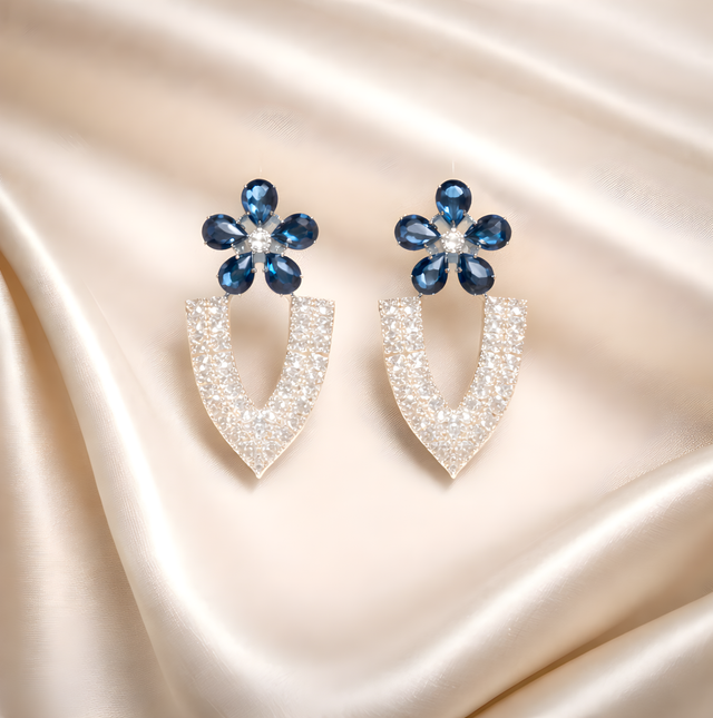 NNET001 ZYN V-Flower Ear Tops – Silver Plated