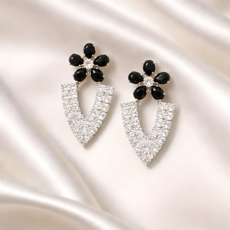 NNET001 ZYN V-Flower Ear Tops – Silver Plated