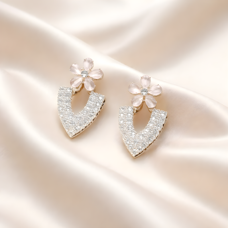 NNET001 ZYN V-Flower Ear Tops – Silver Plated