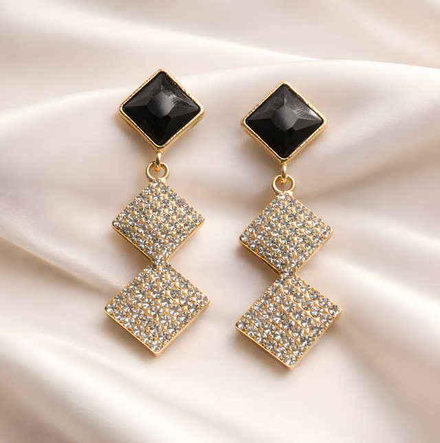 NNED002 ZYN Pearl Square Drop Earrings