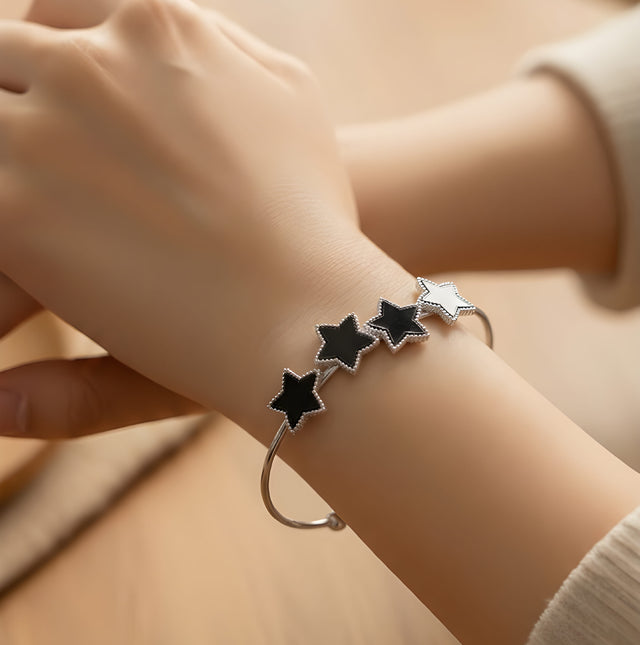 NNCB011 ZYN Star Charm Bracelet