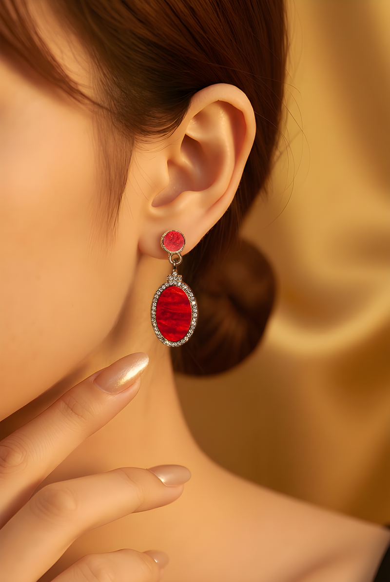 NNED046 ZYN Oval Crystal Stud Earrings
