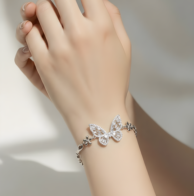 NNCB002 ZYN Butterfly Crystal Charm Bracelet