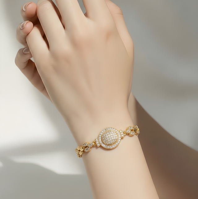 NNCB006 ZYN Royal Crystal Dial Bracelet