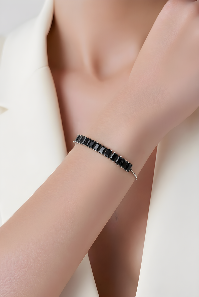 NNCB007 ZYN Elegant Crystal Bar Bracelet