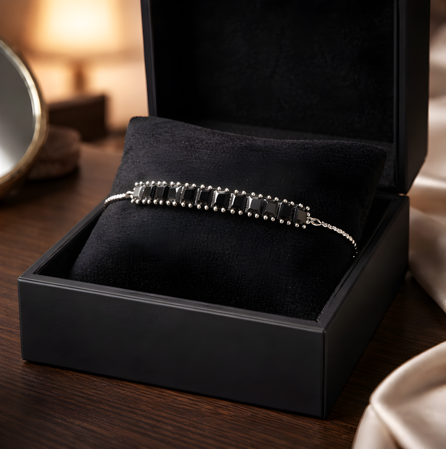 NNCB007 ZYN Elegant Crystal Bar Bracelet