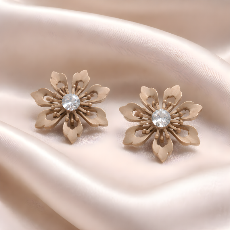 NNET012 ZYN Floral Crystal Stud Earrings