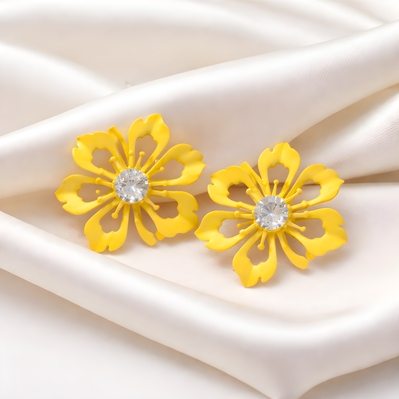 NNET012 ZYN Floral Crystal Stud Earrings