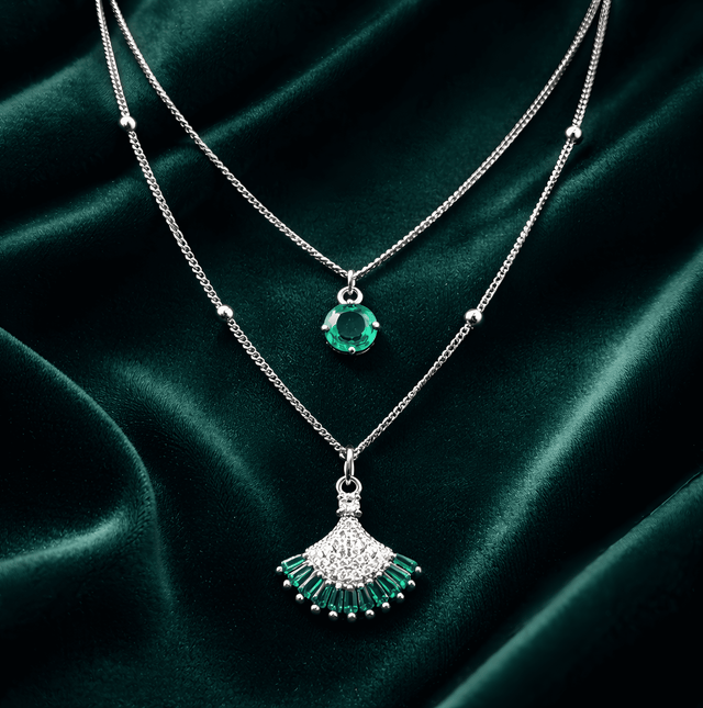 NNPN008 ZYN Layered Crystal Pendant Necklace