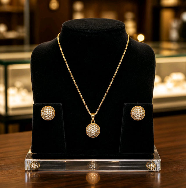 NNPS003 ZYN Crystal Halo Pendant Set