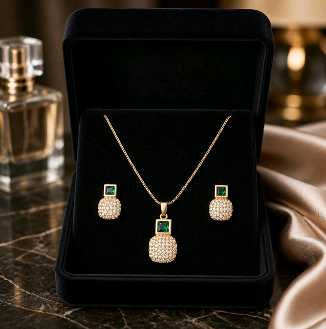 NNPS004 ZYN Emerald Glow Pendant Set