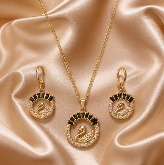 NNPS009 ZYN Swan Royale Pendant Set