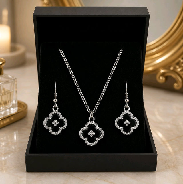 NNPS026 ZYN Noir Blossom Pendant Set