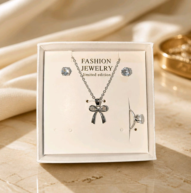 NNGB008 ZYN Crystal Bow Gift Box Set