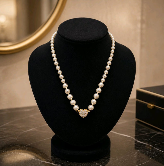 NNPN020 – ZYN Crystal Heart Pearl Necklace