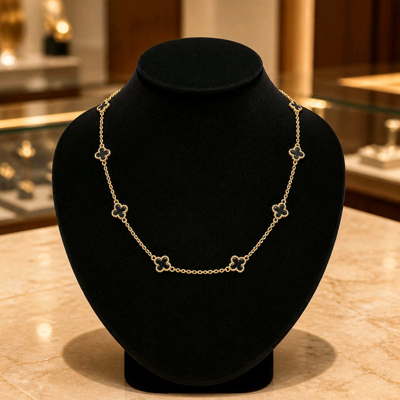 NNPN026 – ZYN Noir Clover Necklace