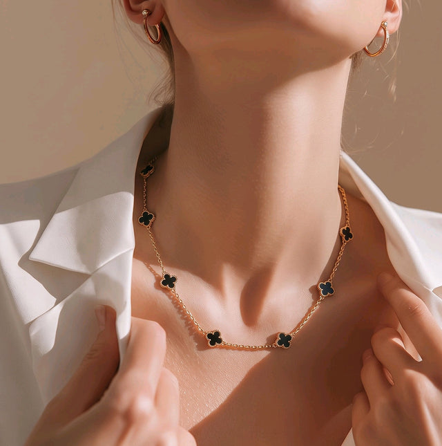 NNPN026 – ZYN Noir Clover Necklace