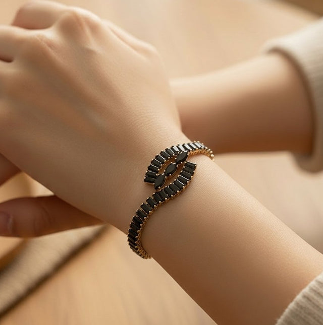 NNCB027 – ZYN Midnight Marquis Crystal Bracelet