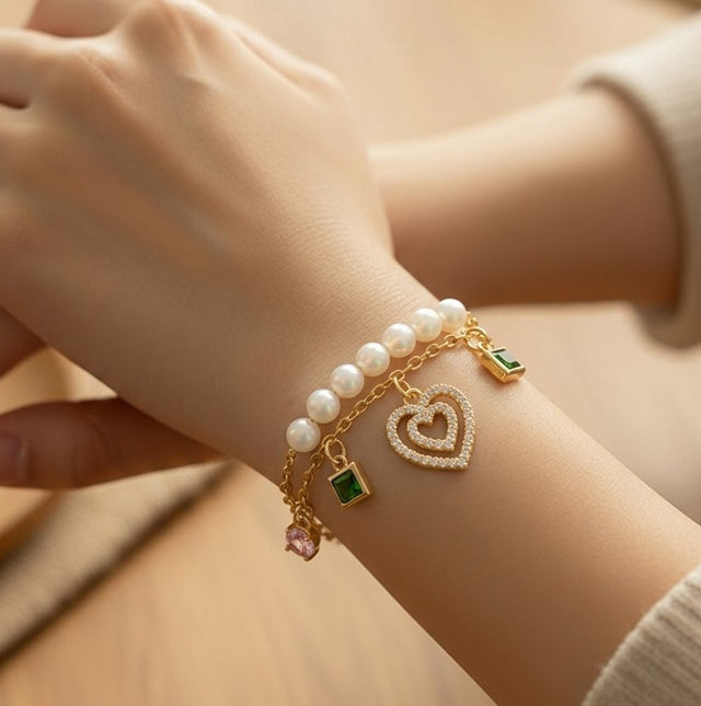 NNCB032 – ZYN Crystal Love Heart Charm Bracelet