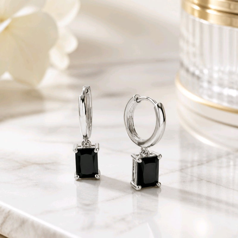 NNEDH067 – ZYN Ruby Heart Charm Hoop Earrings
