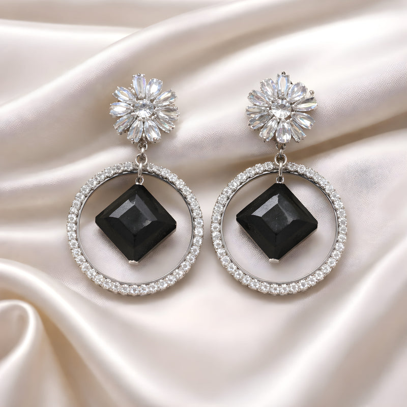 NNED025 ZYN Flower & Square Drop Earrings