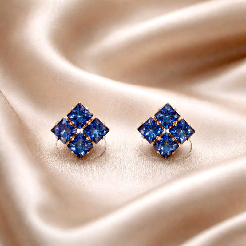 NNET014 ZYN Crystal Cluster Ear Tops