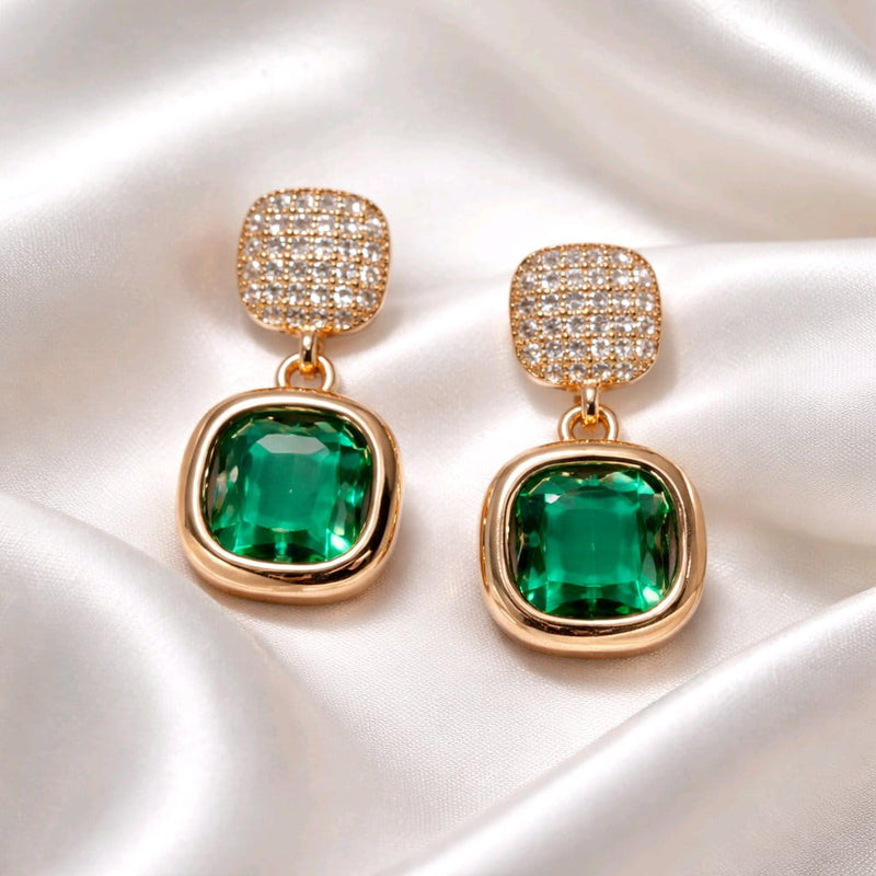 NNET018 ZYN Glossy Shiny Ear Tops
