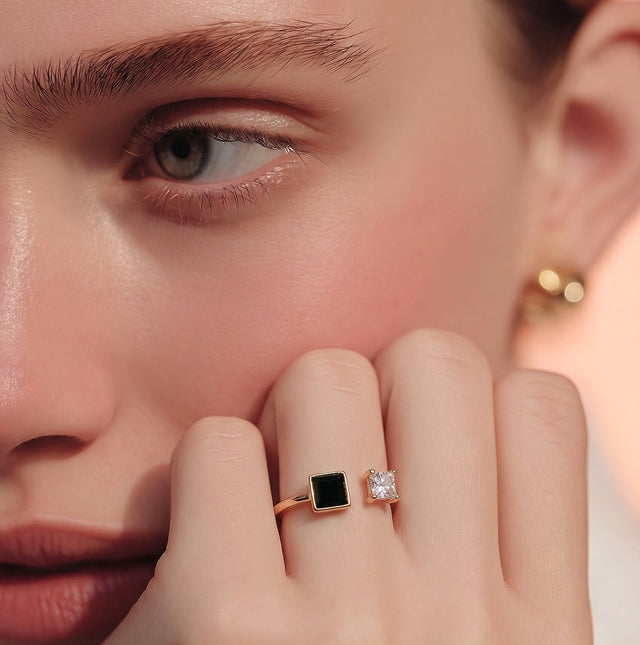 NNGR006 ZYN Square Adjustable Ring