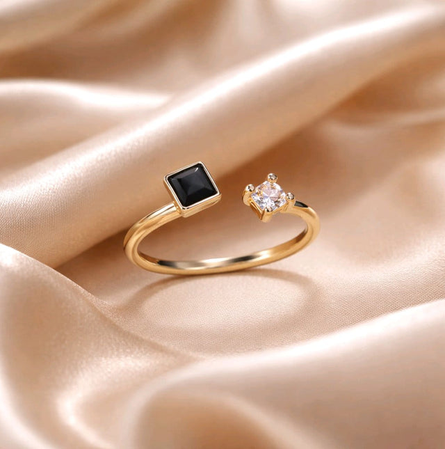 NNGR006 ZYN Square Adjustable Ring