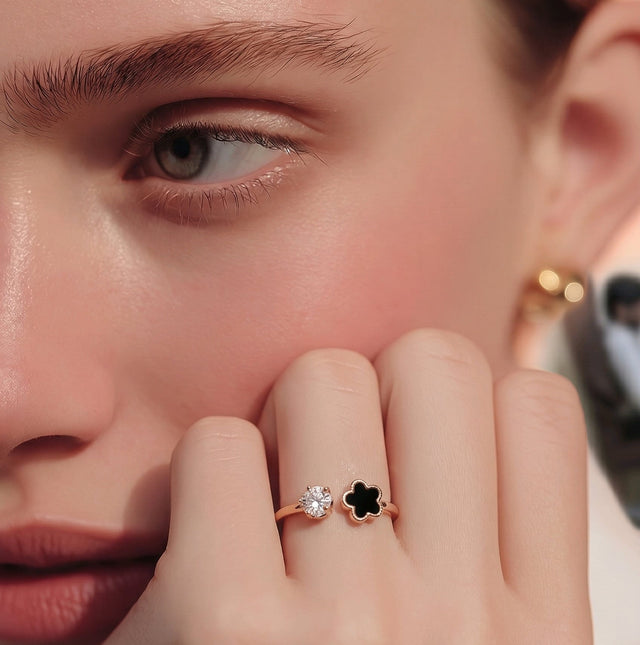NNGR010 ZYN Flower Adjustable Ring