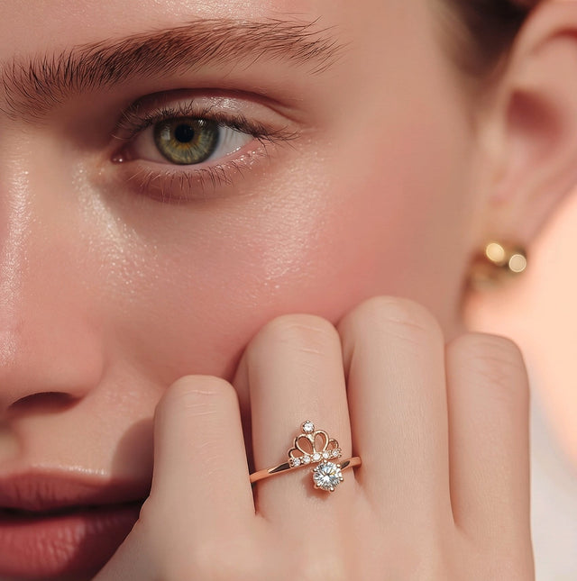 NNGR025 ZYN Crown Adjustable Ring