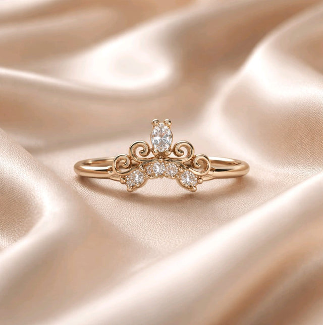 NNGR026 ZYN Cocktail Crown Adjustable Ring