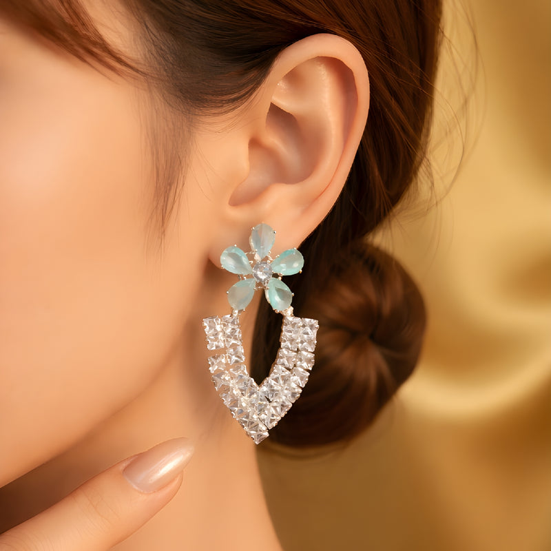 NNET001 ZYN V-Flower Ear Tops – Silver Plated